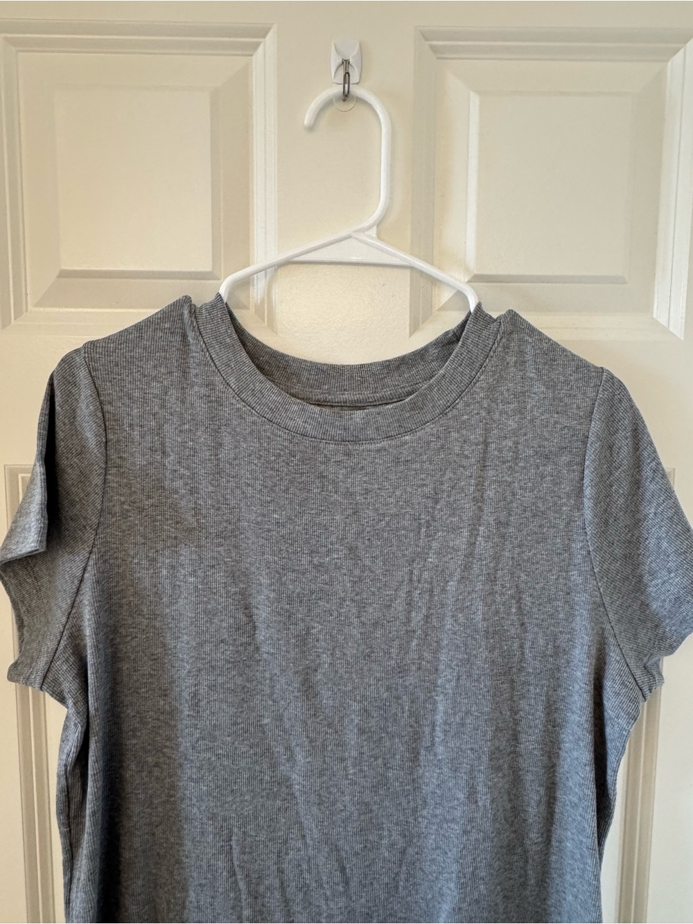 Gray Ribbed Knit Short Sleeve Crewneck Tee